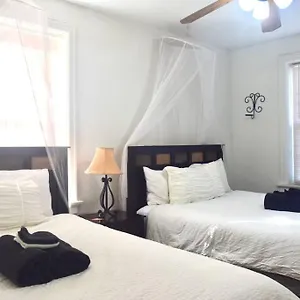  Apartment Beautiful Getaway In